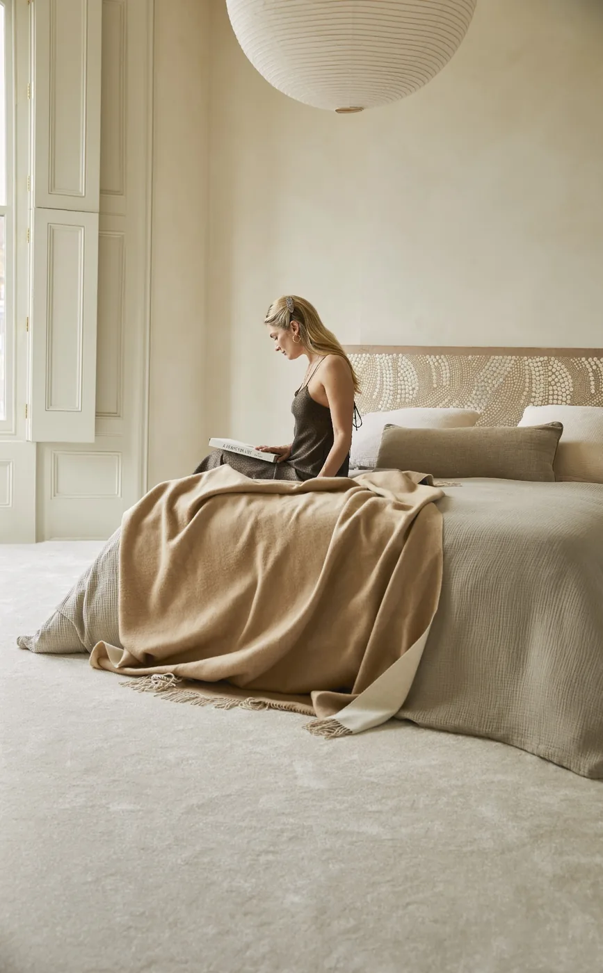 Cormar Silken Serenity carpet in County Cream, room scene